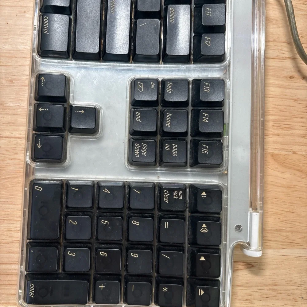 Apple Macintosh M7803 Wired Pro Keyboard Fully Tested Works Perfect!